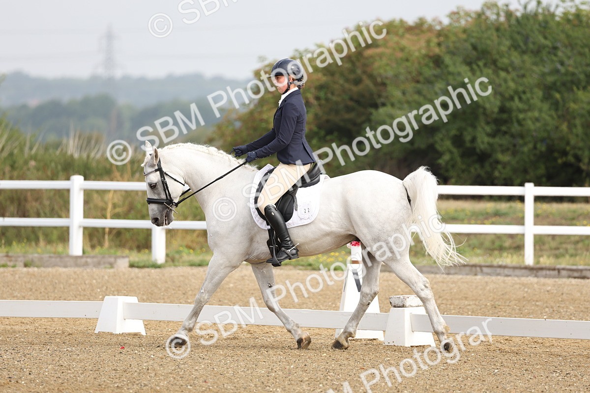 SBM_005380 - Class 6 - Novice 6 - 9.30-10.12