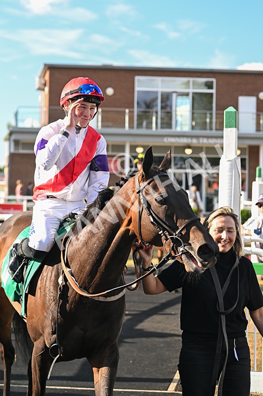 290825-Race 7-Crocus Time-9358 - Race 7