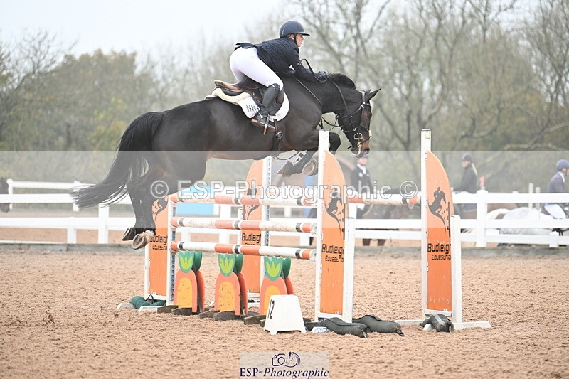 241102A-121856-04523 - SAT Cls 15 Foxhunter and 1.20m Open
