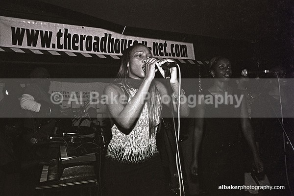 01 - Friends-&-Family @ the-roadhouse 03.05.03