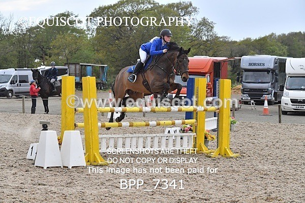 BPP_7341 - CLASS 9 FRI  Senior Newcomers/ 1.10m Open