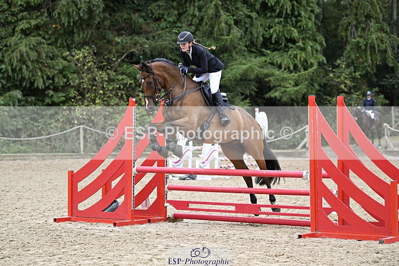 250830A-102011-05545 - Cls 21 British Novice and 90cm Open