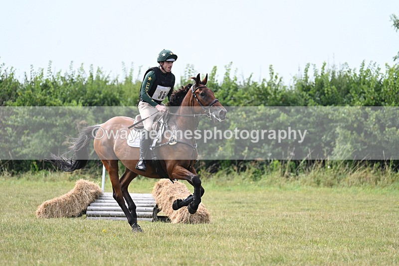 WJ7_7367 - 60cm XC Time 13:54 to 14:20