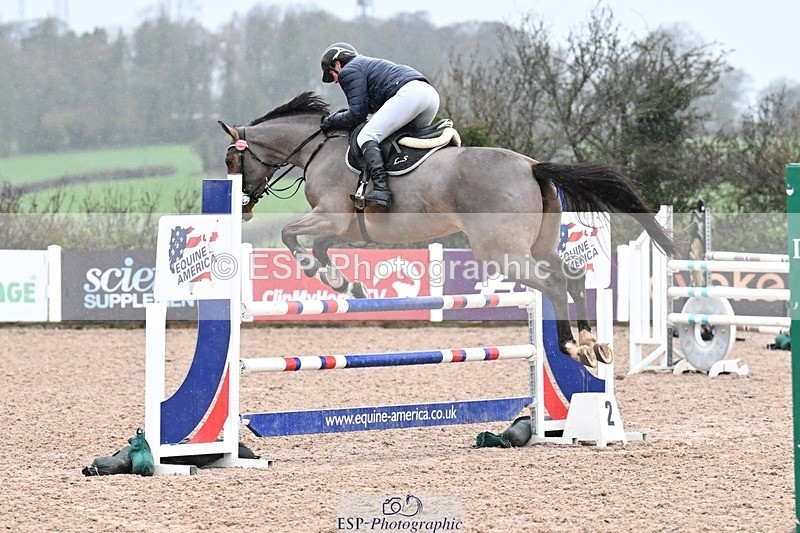 251205-122915-00482 - Cls 7 Snr Newcomers and 1.10m