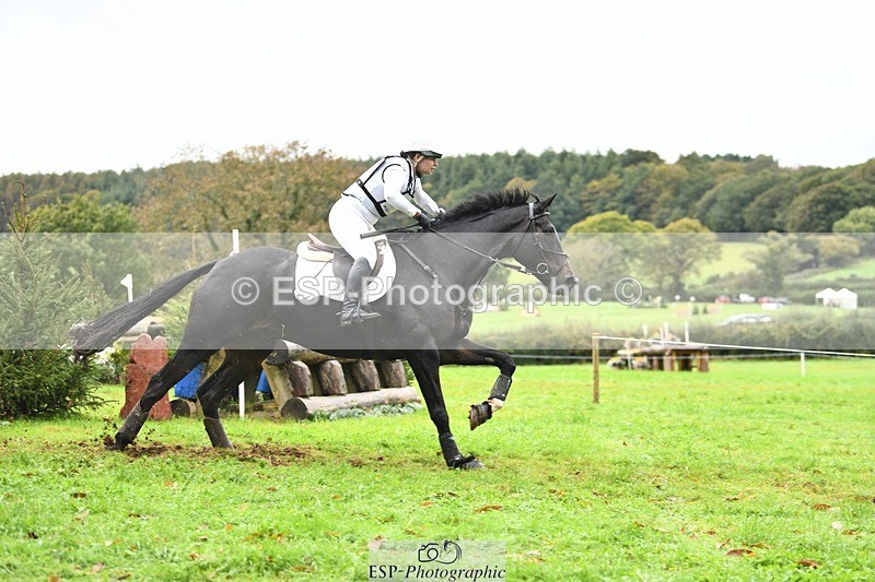 231021-113652-15275 - 671-KILCLOGHER.DAWSON-Lucy.Griffiths-SC+XC