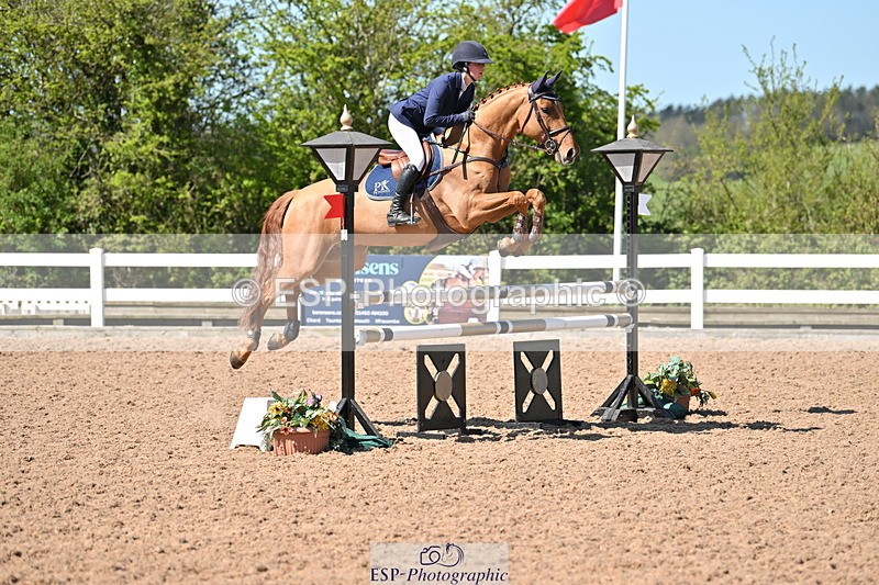 240420A-115140-10635 - Cls 15, 1 Star Bronze Tour 1.15m