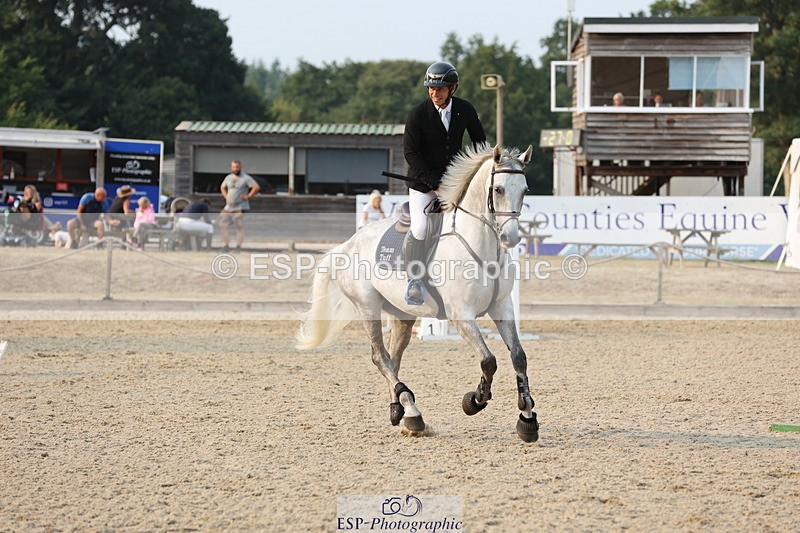 250816A-175211-03180 - Cls 11 Snr Foxhunter