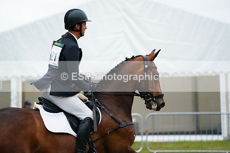 240630X-103756-5441 - 321-Gubby_Leech-ACTIVE_VOGUE