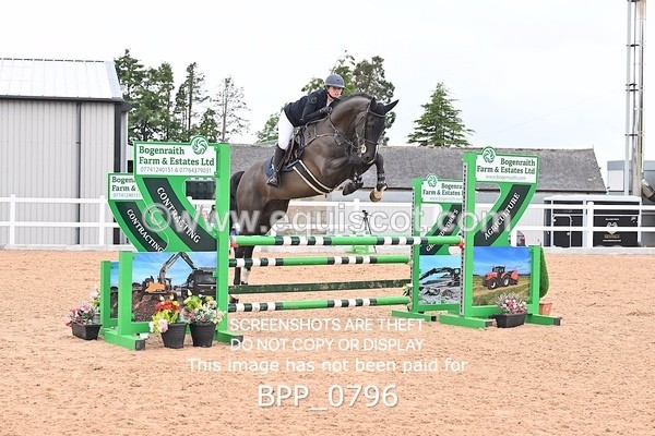 BPP_0796 - CLASS 29 SUN GFS Saddles Senior Newcomers/1.10m Open