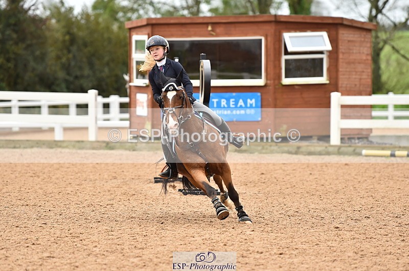 231028A-121614-01083 - Cls 3 Discovery & 90cm Open