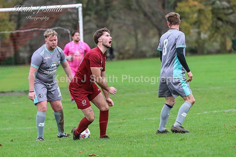 9KJS1473 - Nene League Sunday 16th November 2025 Abington Park