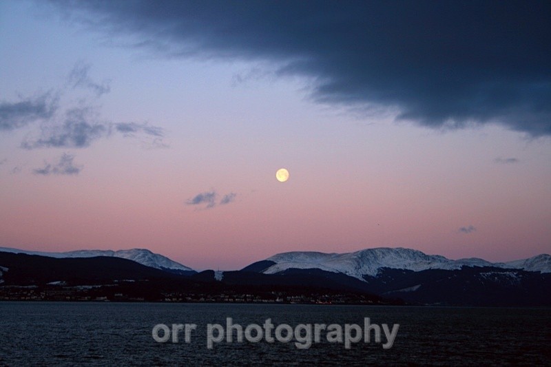 Moon and the River Clyde 1 - Landscapes