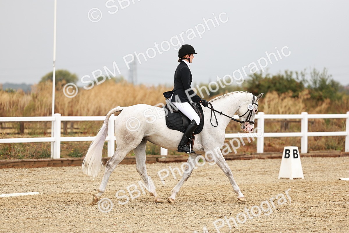 SBM_001582 - Class 4 - P2 Warm Up 10.46-12.10