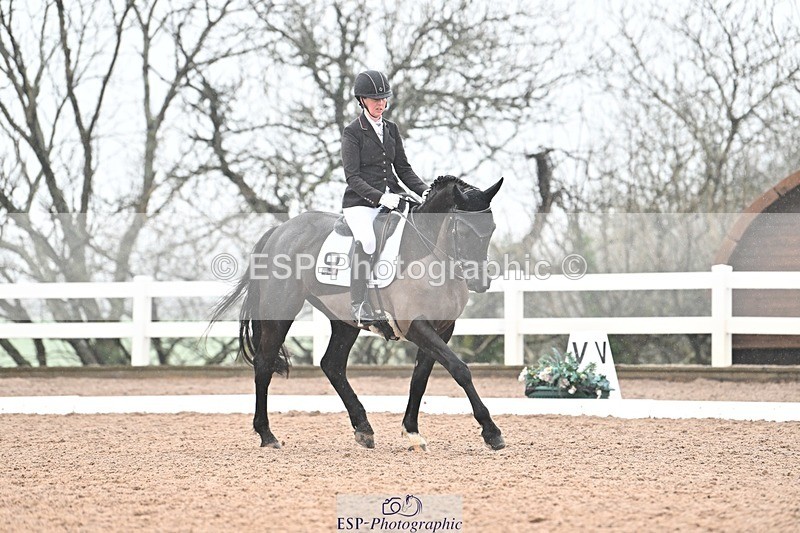 250215-133925-03904 - 191-Julia.Walker-Maygar.Tiki