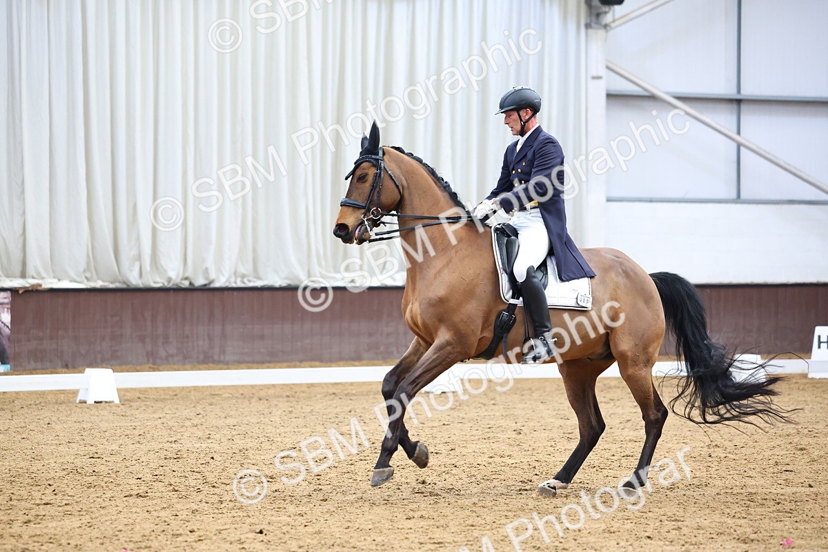 SBM_008220 - Class 32 - FEI intermediate II