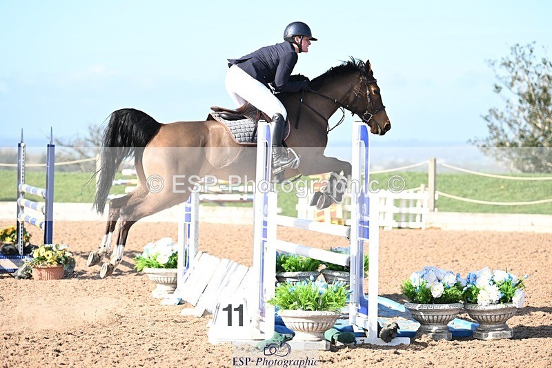 250329-092130-03849 - Cls 13 Snr 1.05m and 1.10m