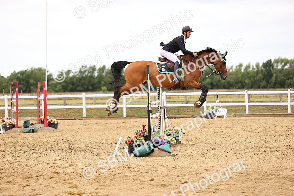 SBM_010699 - Class 9 - Senior Foxhunter - 1.20m Open