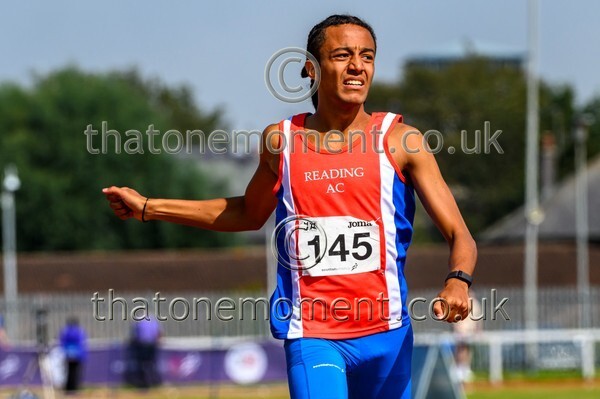 Age25SUN-928789 - Track Male