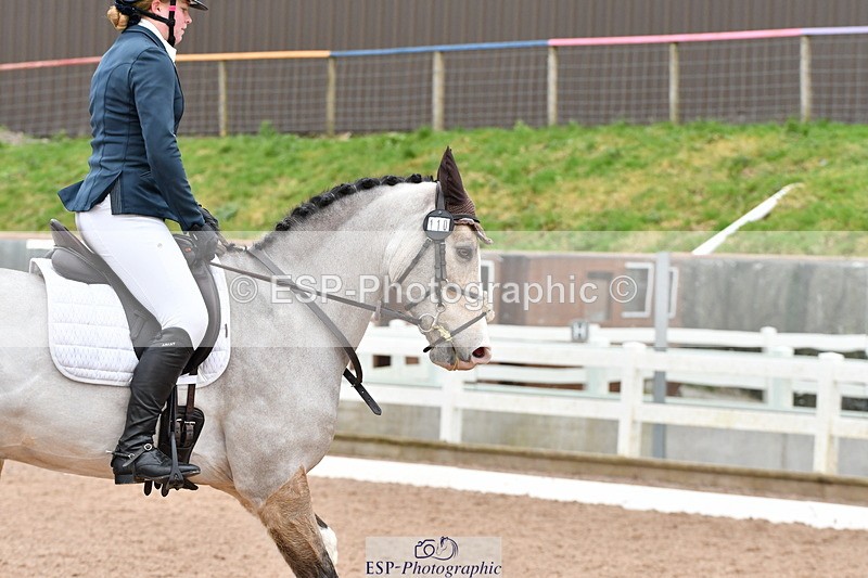 240107A-140309-02013 - UnAff Novice 28 and 30