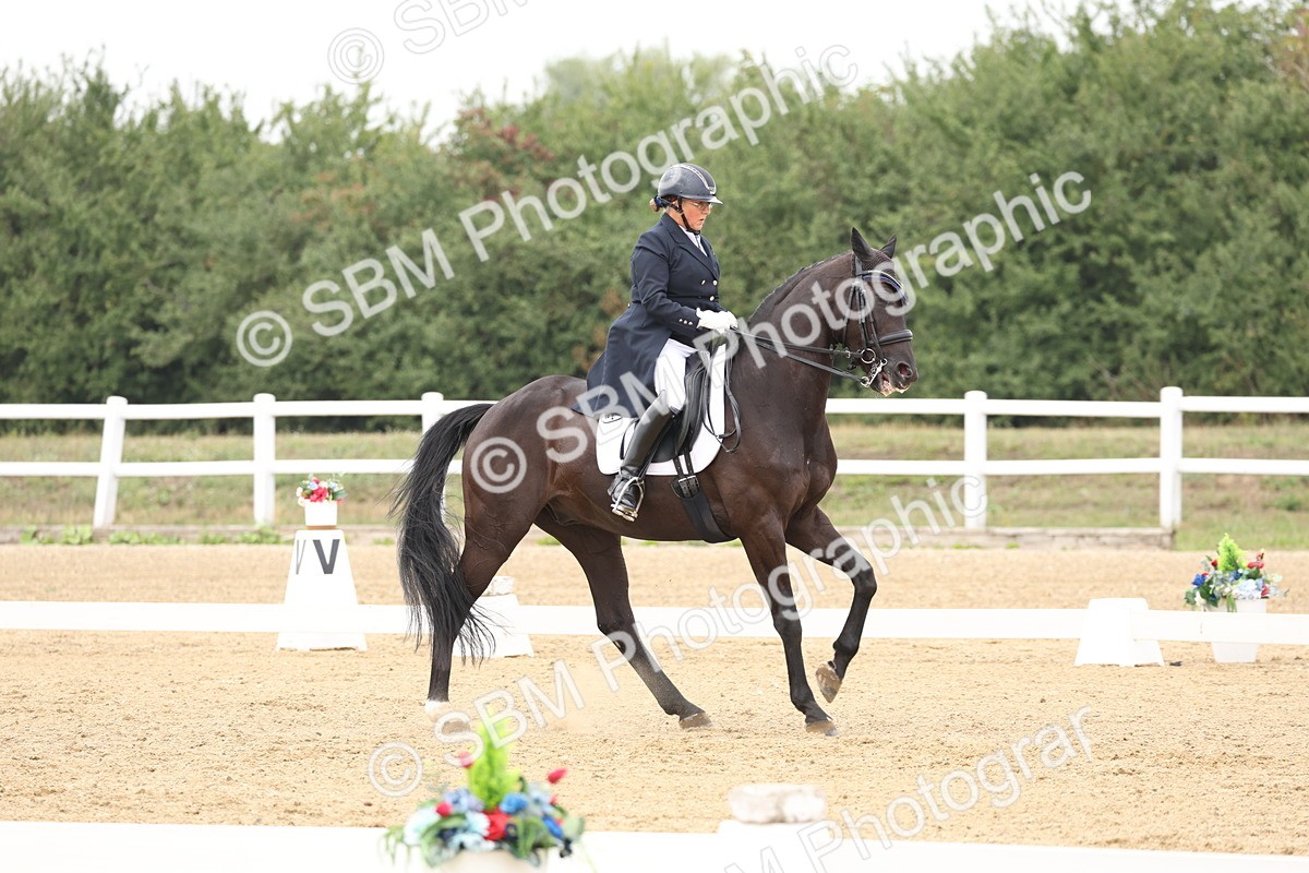 SBM_008115 - Class 10 - FEI INT I - 16.10-16.50