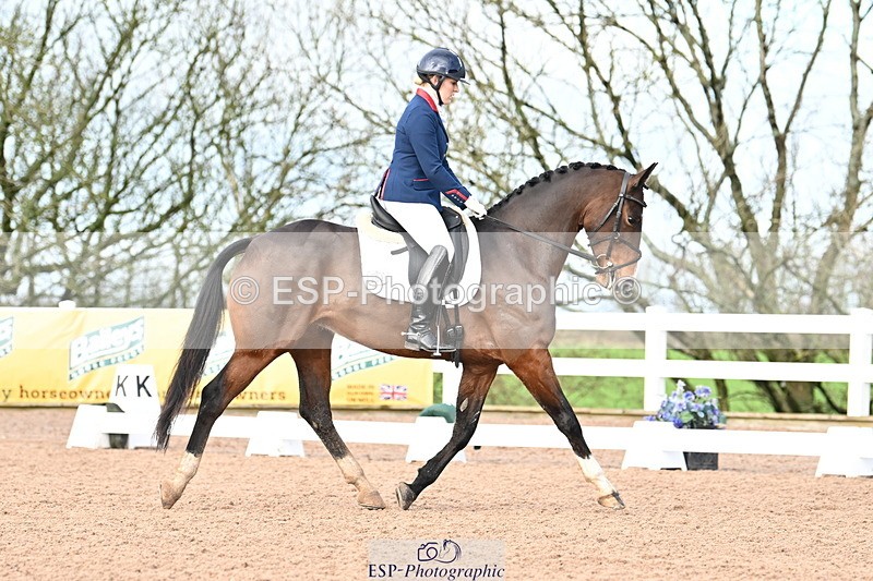 240218A-112833-06701 - 207-Charlotte.Dicker-Time.to.Fly.II