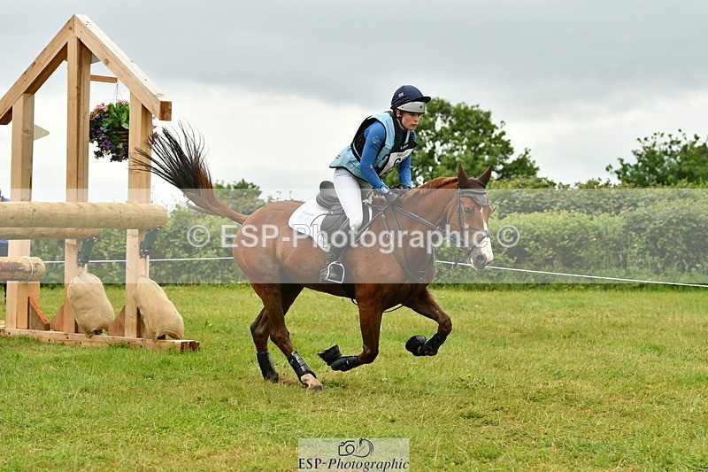 250524A-104053-09193 - A-061-Isabelle.Cook-EMERALD.KATIE