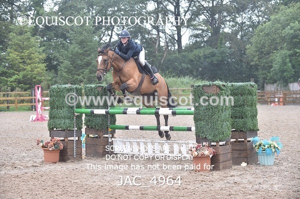 JAC_4964 - CLASS 16 SUN Senior Newcomers/ 1.10m Open