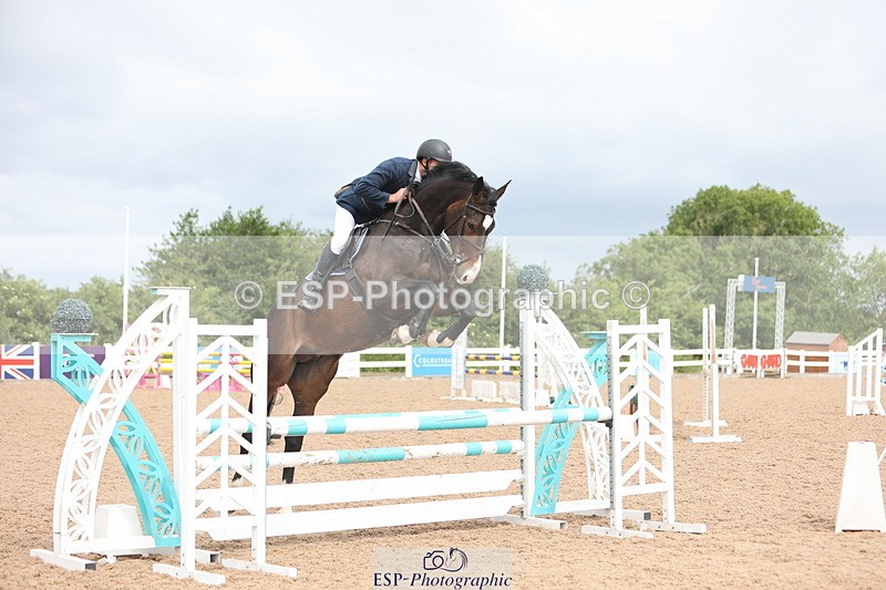 240703A-154247-00509 - Cls 02 Snr Disc & 1.00m Open