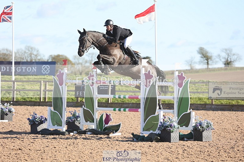 240419A-173916-09910 - Cls 10, 2 Star Big Tour 145cm  Break to End