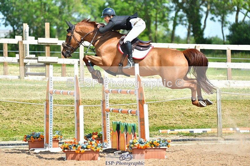 230609A-153003-01592 - Cls 6 National 1.40m