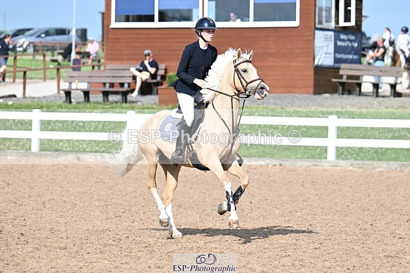 260627-173106-05765 - Cls 27 Foxhunter and 1.10m