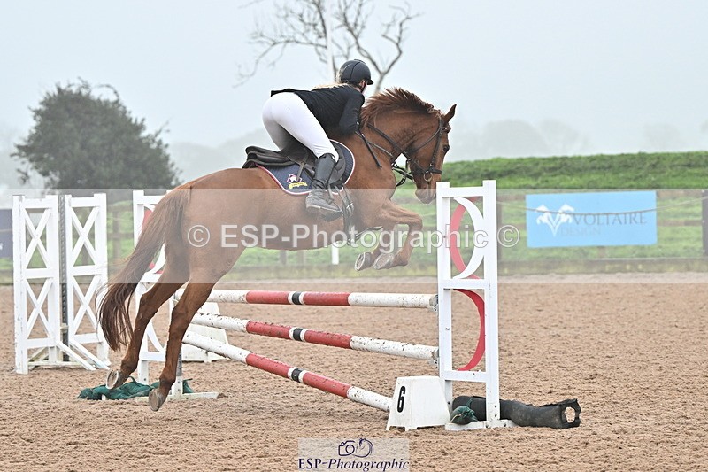 241103A-110956-06915 - SUN Cls 18 British Novice and 90cm Open