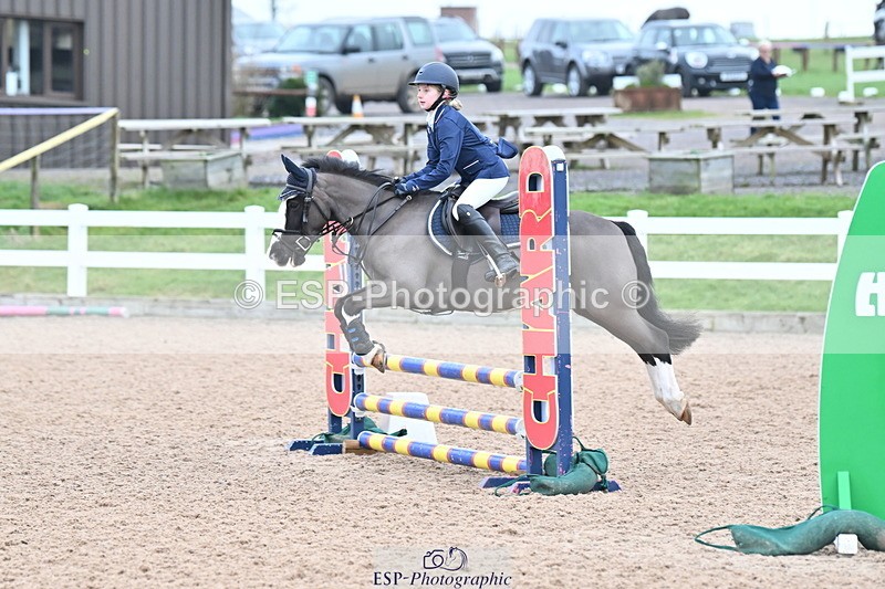 240128A-094818-00102 - Cls 1 Pony Intro 70cm