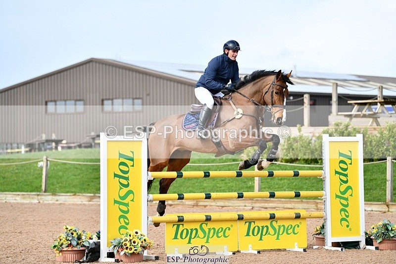 260313-124408-01583 - Cls 3 + 4 Snr Foxhunter and 1.20m Open