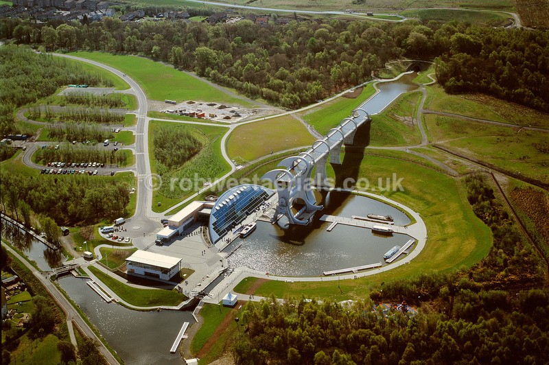 A00519B 16bitX2 The Falkirk Wheel 2004 - Settlements, infrastructure and attractions