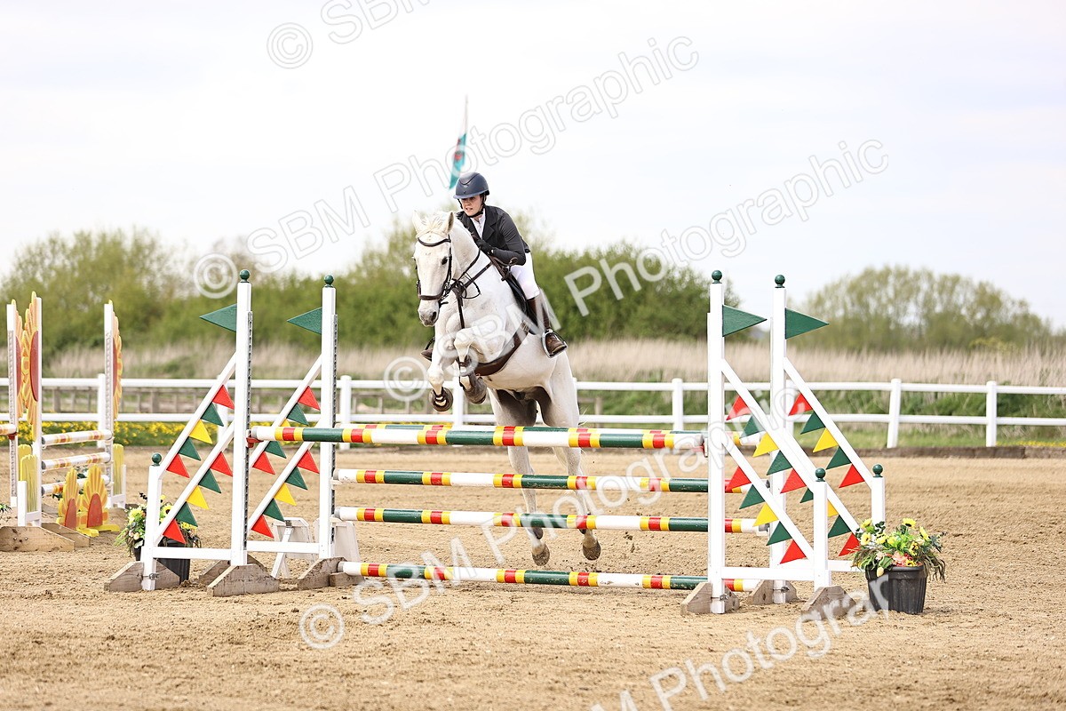 SBM_002347 - Class 11 - Senior newcomers - 1.10m