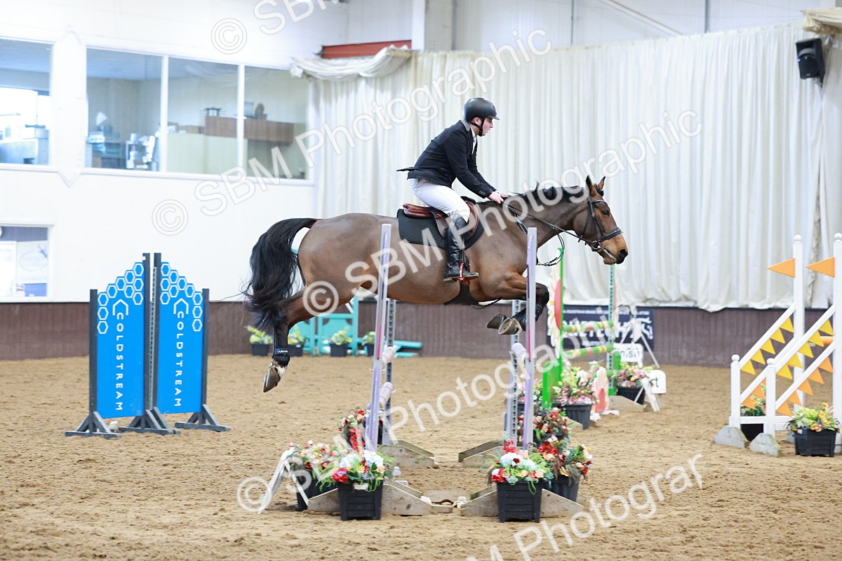 SBM_003820 - Class 11 - Senior Newcomers/ 1.10m Open