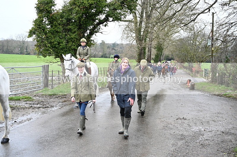 WJ7_9379 - Walk out..