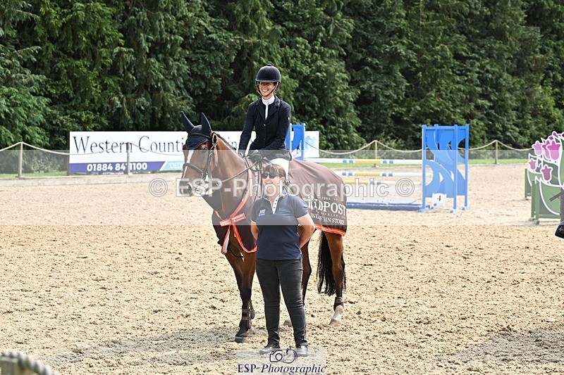 240818-140420-04805 - Cls 11A Snr Newcomers