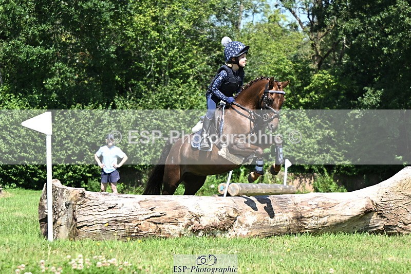 240729B-144055-02834 - Abbie's Group XC