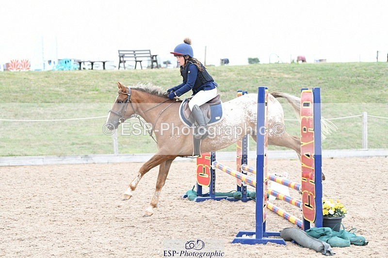 250807-102648-00144 - 70cm Round 1