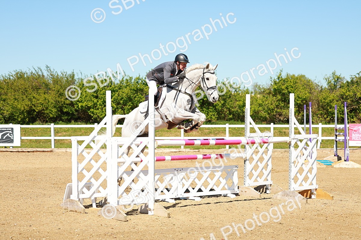 SBM_001521 - Class 5 - Senior Foxhunter - 1.20m