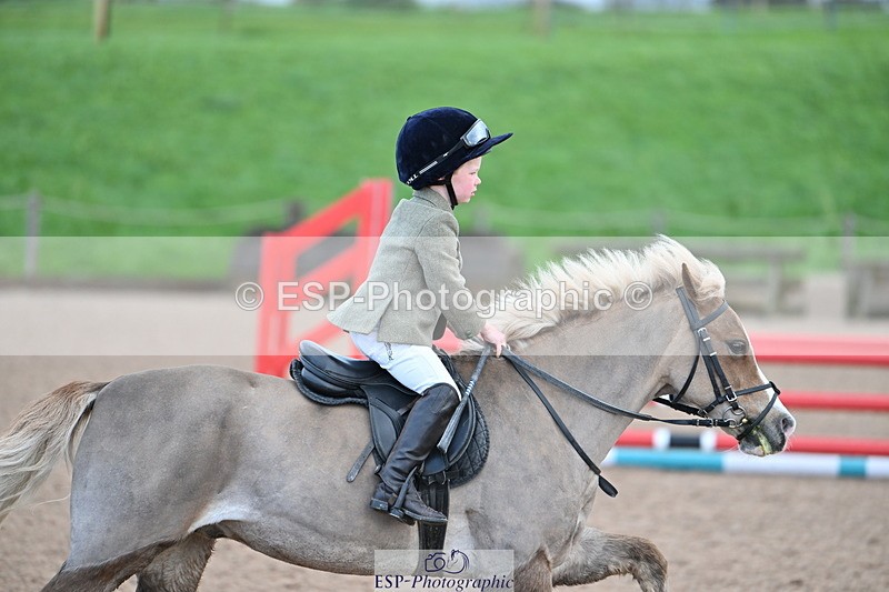 231029A-102506-02726 - 70cm Club and Schools