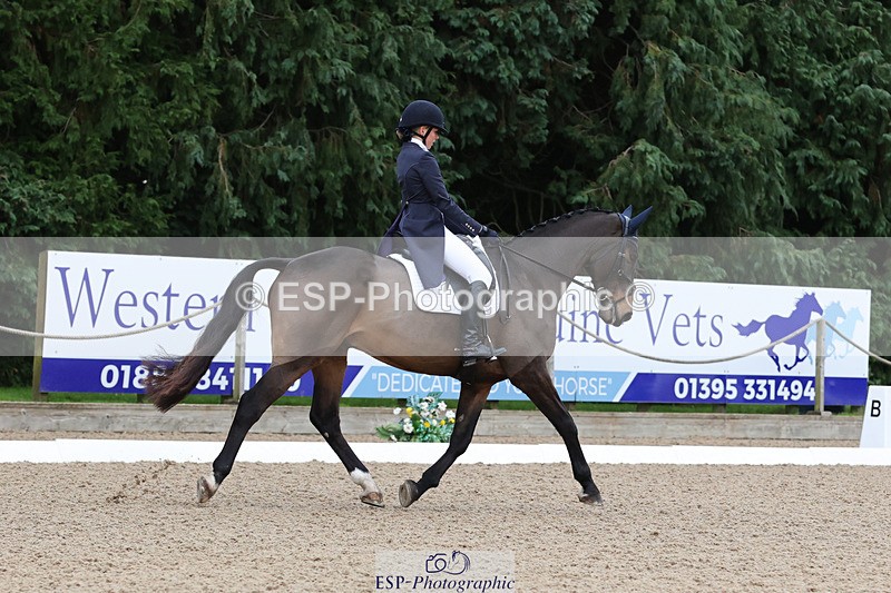 241024-092138-01264 - 204-Megan.Brown-METROPOLITAN.CLOVER