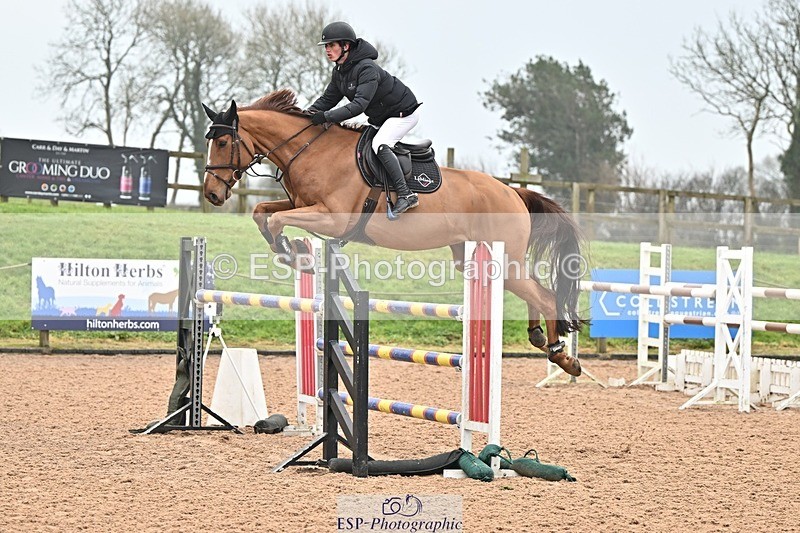 250122-135826-00546 - Cls 6 Foxhunter and 1.20m