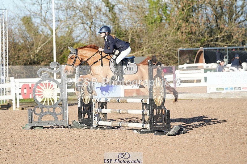 251130-103428-00941 - Cls 4 Pony Brit Nov & 80cm Open