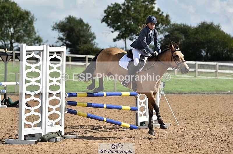 230902A-141312-01648 - Cls 3B Pony Medium 90cm