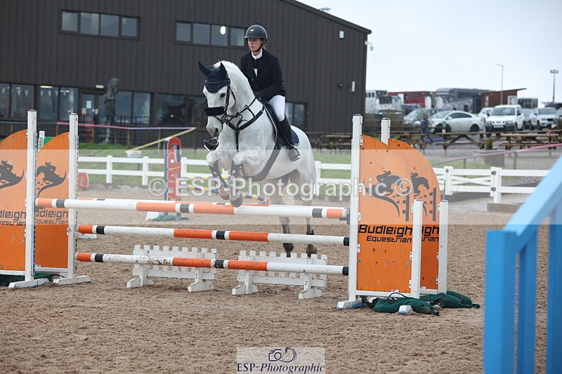 231112A-100424-03183 - Cls 17 Blue Chip Novice Winter Qualifier