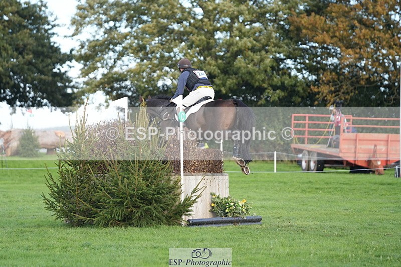 251024A-154220-14551 - C-246-Simon.Vatcher