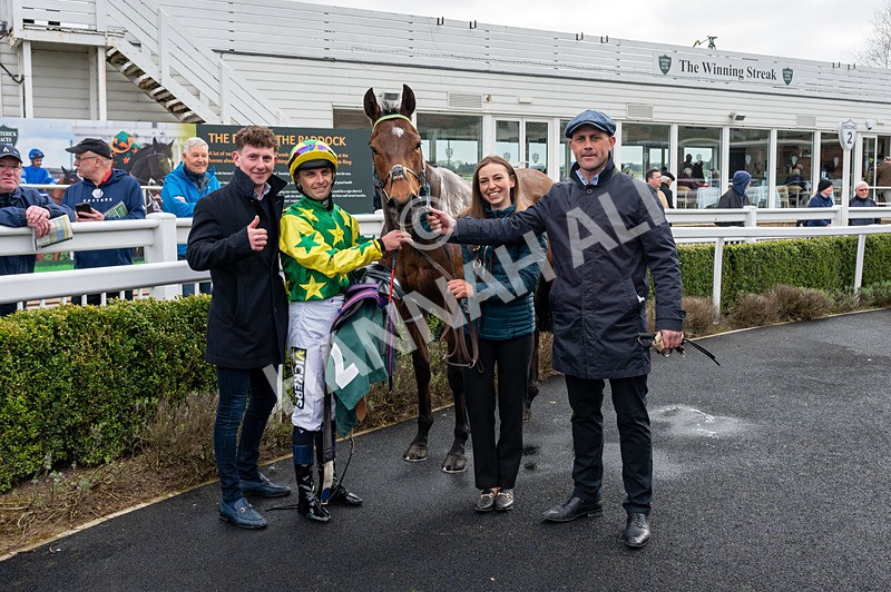 090425-Race 6-Green Pursuit-0587 - Race 6